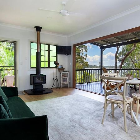 נוסוויל Eumarella Shores Noosa Lake Retreat מראה חיצוני תמונה