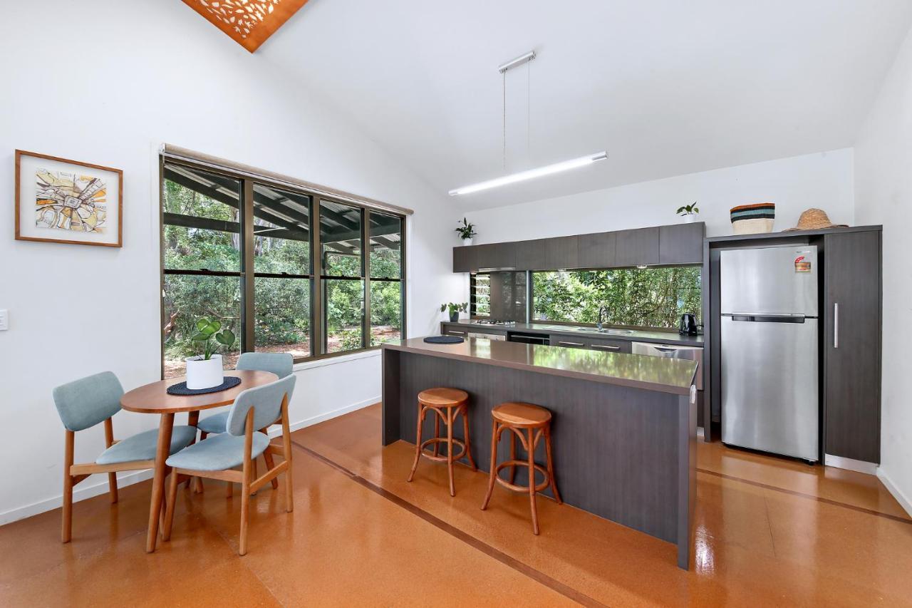 נוסוויל Eumarella Shores Noosa Lake Retreat מראה חיצוני תמונה