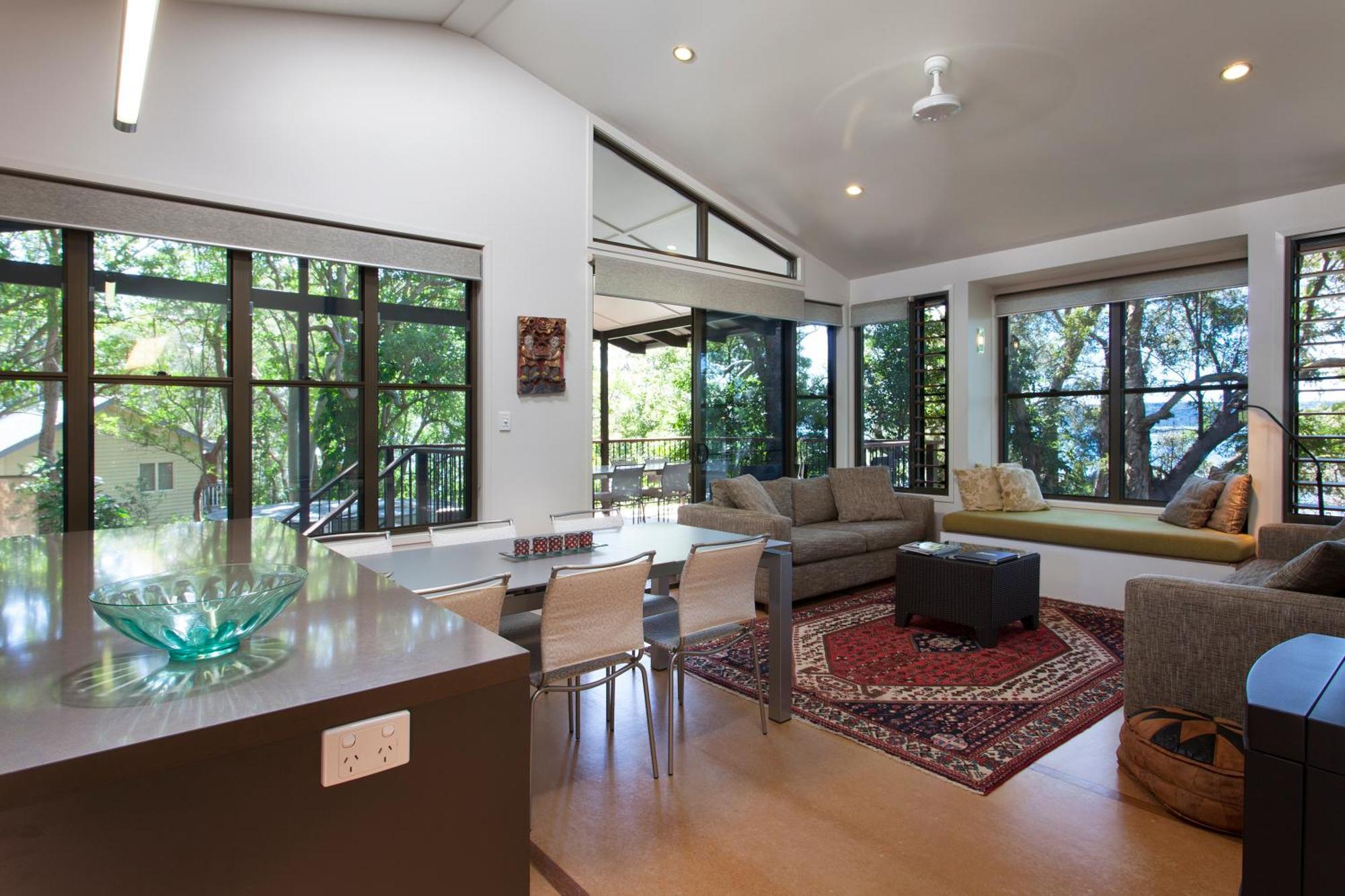 נוסוויל Eumarella Shores Noosa Lake Retreat חדר תמונה
