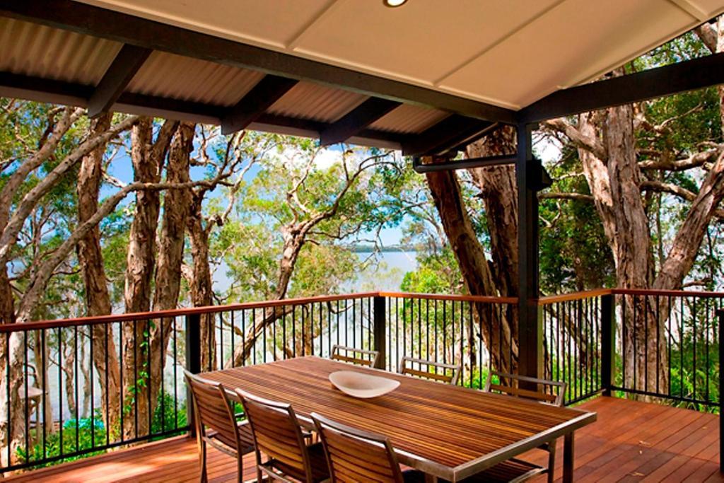 נוסוויל Eumarella Shores Noosa Lake Retreat מראה חיצוני תמונה