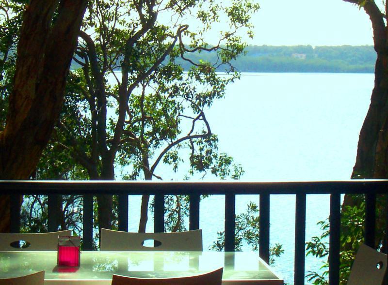 נוסוויל Eumarella Shores Noosa Lake Retreat מראה חיצוני תמונה