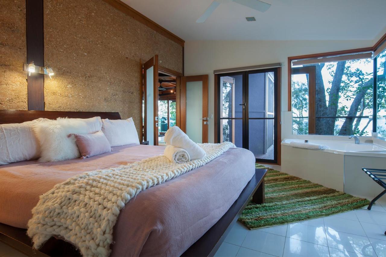 נוסוויל Eumarella Shores Noosa Lake Retreat מראה חיצוני תמונה